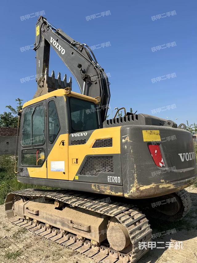 整機右后45°(整機外觀) 整機右后45°(整機外觀)