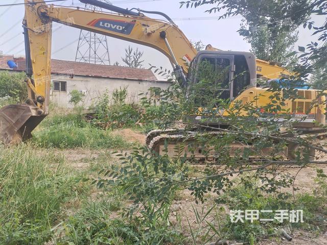 雷沃重工FR220E挖掘機(jī)