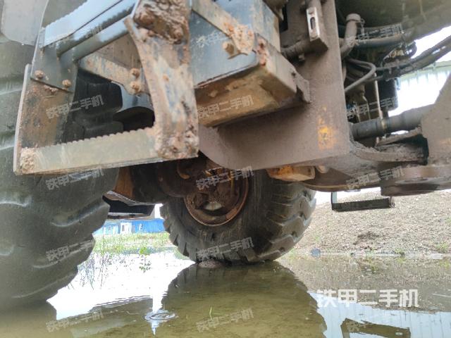 前驅(qū)動(dòng)橋(液壓/傳動(dòng)系統(tǒng)) 前驅(qū)動(dòng)橋(液壓/傳動(dòng)系統(tǒng))