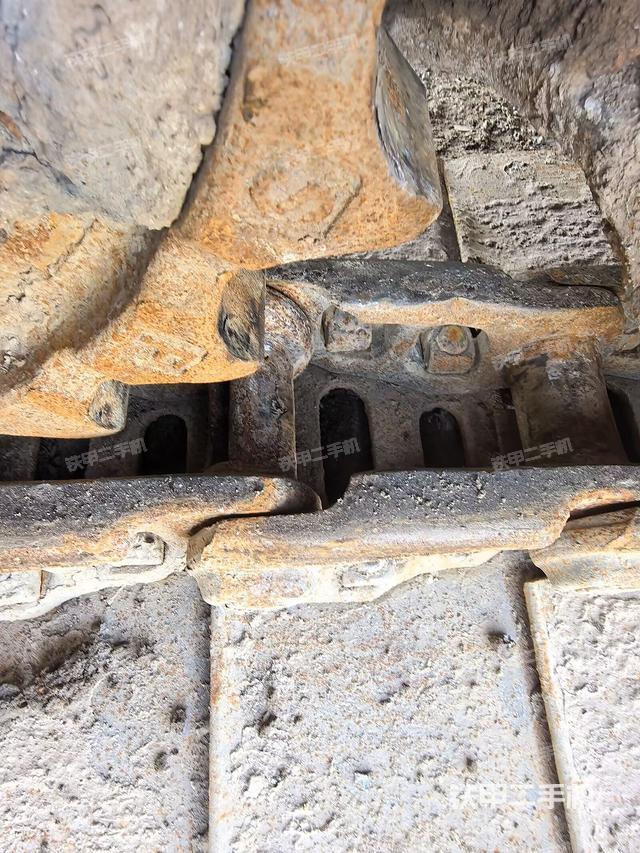 左托鏈輪和鏈筋(行走機(jī)構(gòu)) 左托鏈輪和鏈筋(行走機(jī)構(gòu))