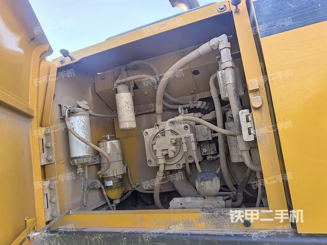 液压泵室(大件舱室) 液压泵室(大件舱室)