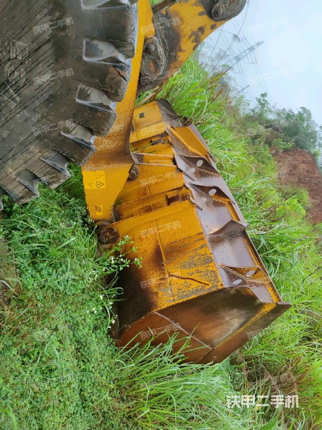 鏟斗后45°(工作裝置) 鏟斗后45°(工作裝置)