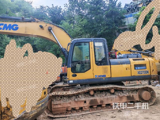 徐工XE270DK挖掘機