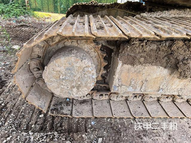 右驅(qū)動(dòng)輪(行走機(jī)構(gòu)) 右驅(qū)動(dòng)輪(行走機(jī)構(gòu))