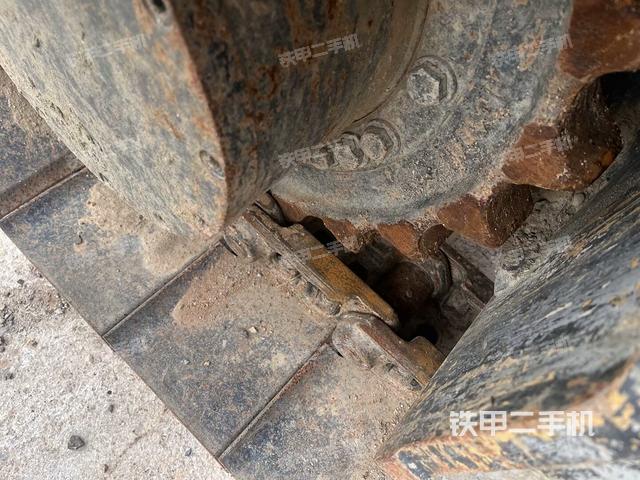 右侧行走马达盖板（行走机构）