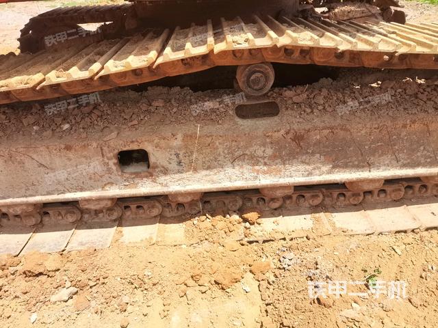 左侧行走马达盖板（行走机构）