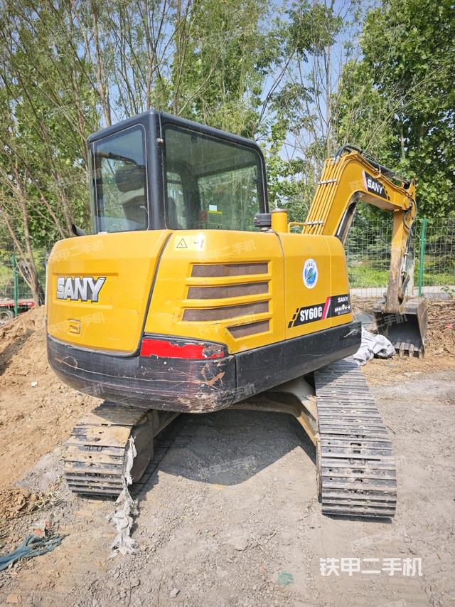 整機右后45°（整機外觀）