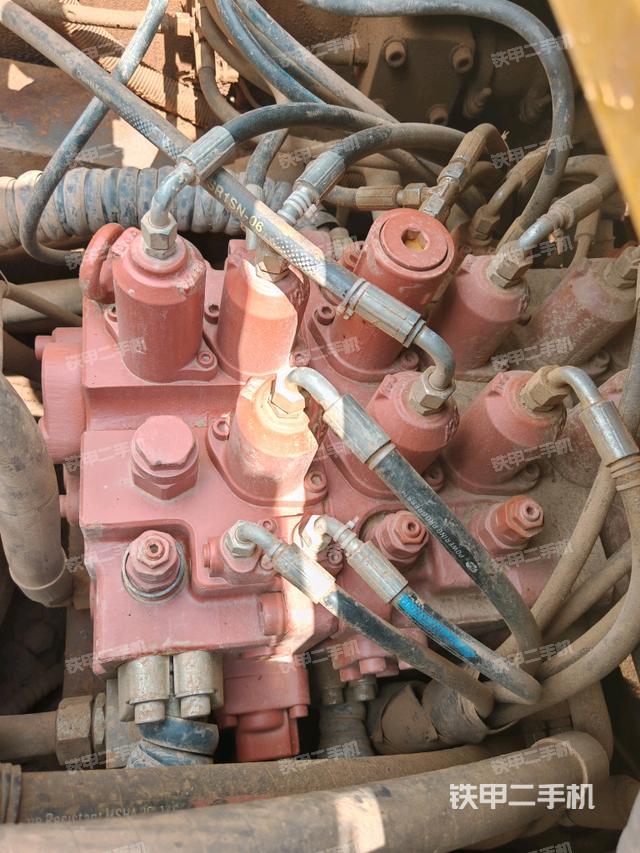 分配阀(上车部件) 分配阀(上车部件)