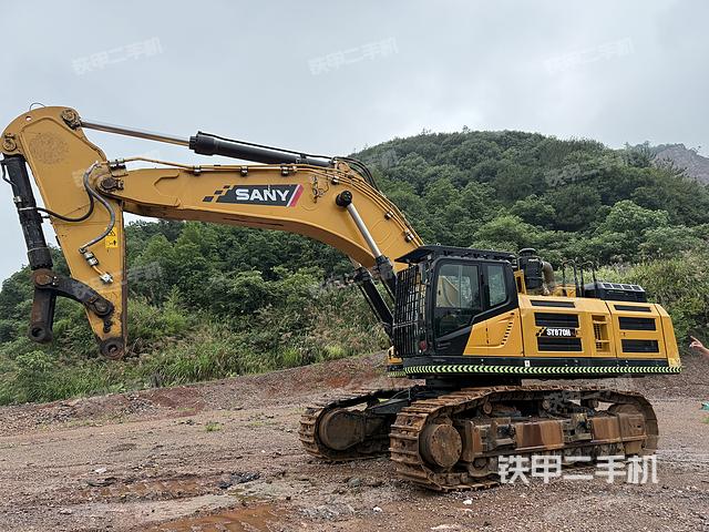 三一重工SY870H挖掘機(jī)