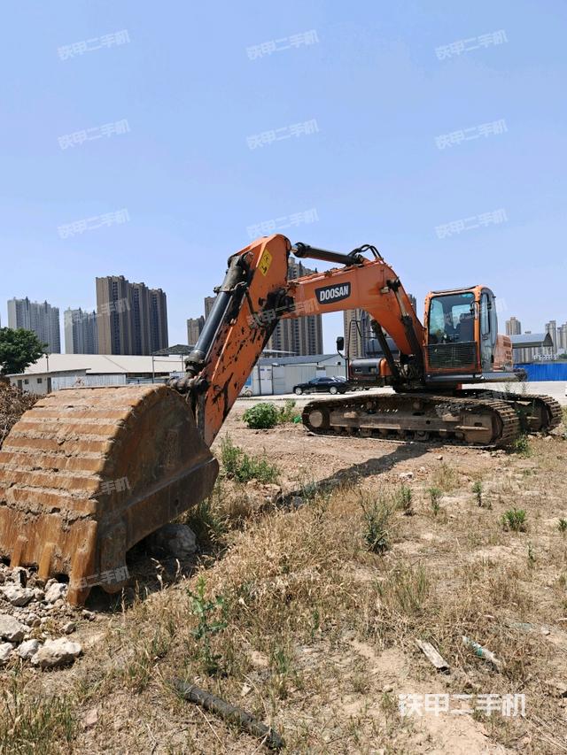 斗山DX230LC-9C挖掘機