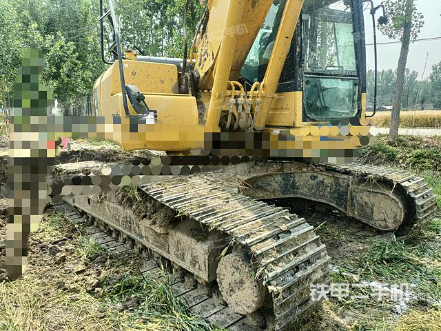 小松PC200LC-8M0挖掘機(jī)
