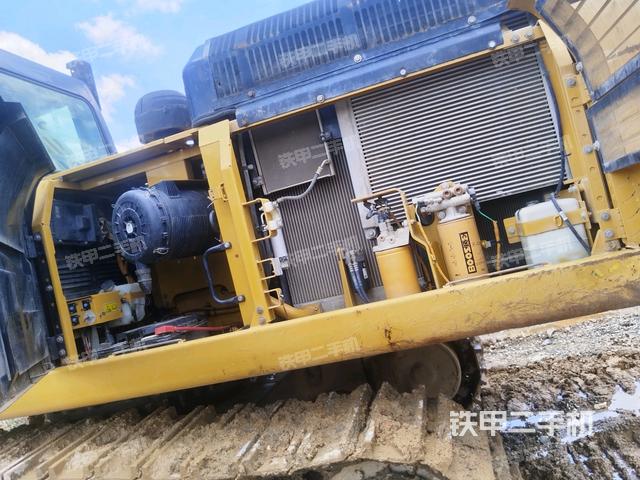 散熱器室(大件艙室) 散熱器室(大件艙室)