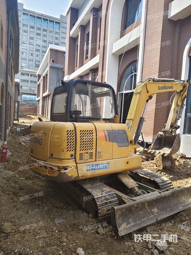 整机右后45°（整机外观）