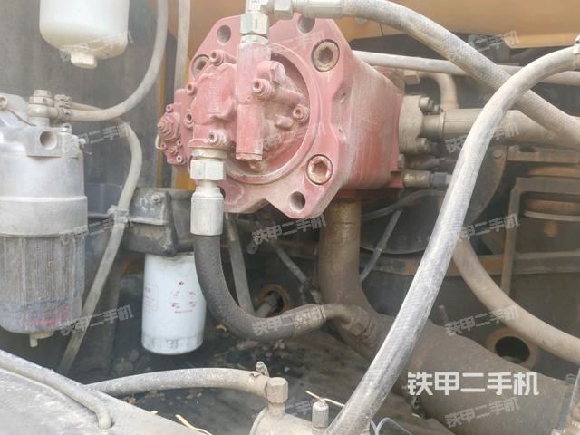 液壓泵斜45?左(大件艙室) 液壓泵斜45?左(大件艙室)