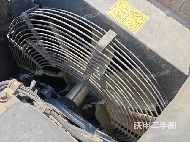 水箱+風(fēng)扇特寫(上車部件) 水箱+風(fēng)扇特寫(上車部件)