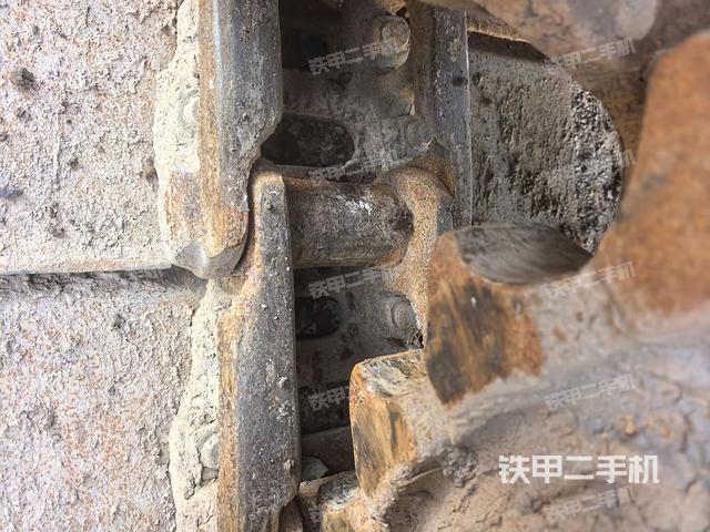 左側(cè)行走馬達(dá)蓋板(行走機(jī)構(gòu)) 左側(cè)行走馬達(dá)蓋板(行走機(jī)構(gòu))