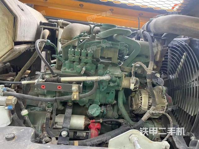 发动机整体俯视（整机外观）