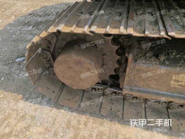 右驱动轮(行走机构) 右驱动轮(行走机构)