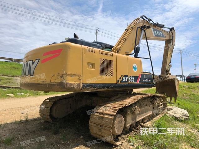 右后45(整機(jī)外觀) 右后45(整機(jī)外觀)