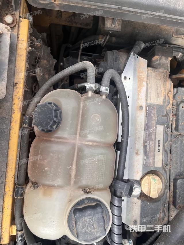 發(fā)動(dòng)機(jī)室(上車部件) 發(fā)動(dòng)機(jī)室(上車部件)