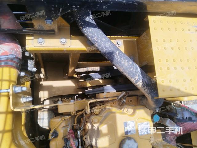 水箱+風(fēng)扇特寫(上車部件) 水箱+風(fēng)扇特寫(上車部件)