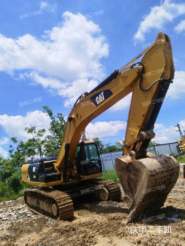 右前45(整機(jī)外觀) 右前45(整機(jī)外觀)