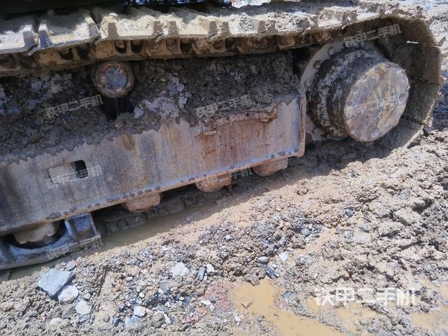 左驅(qū)動(dòng)輪(行走機(jī)構(gòu)) 左驅(qū)動(dòng)輪(行走機(jī)構(gòu))