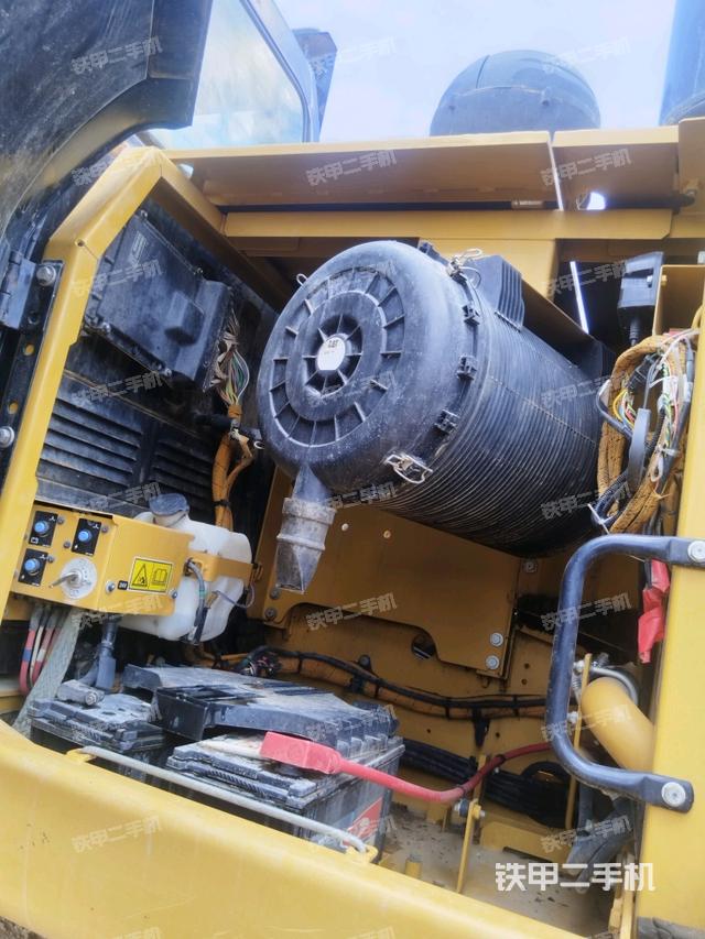 電瓶(大件艙室) 電瓶(大件艙室)