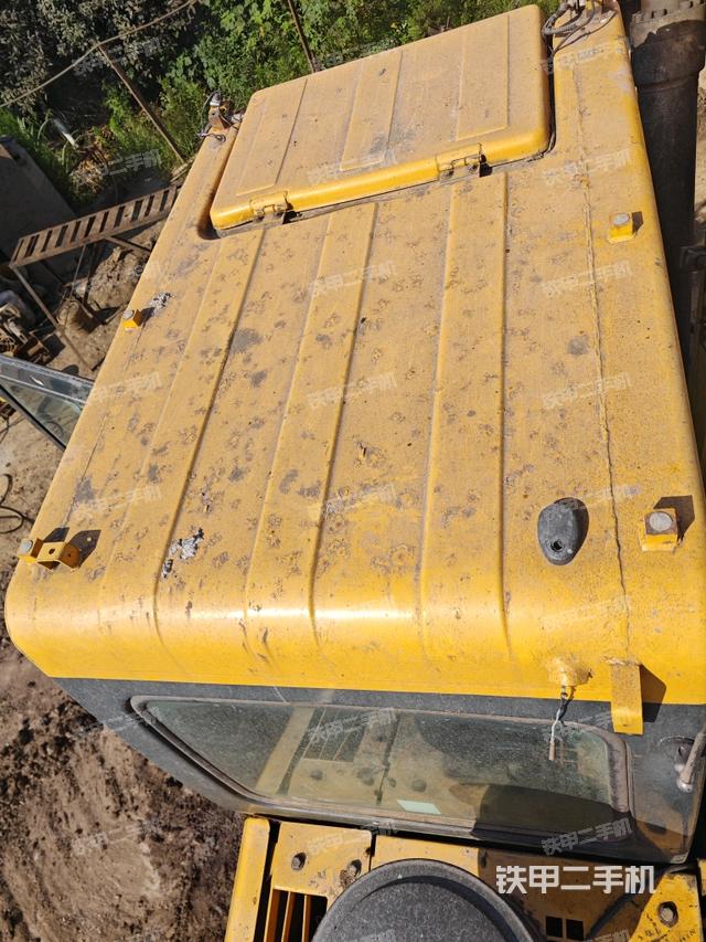 駕駛室頂部俯視(上車部件) 駕駛室頂部俯視(上車部件)