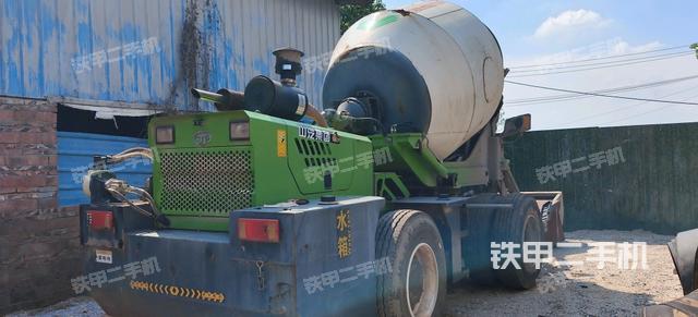 整機右后45°(設(shè)備外觀及核心部件) 整機右后45°(設(shè)備外觀及核心部件)