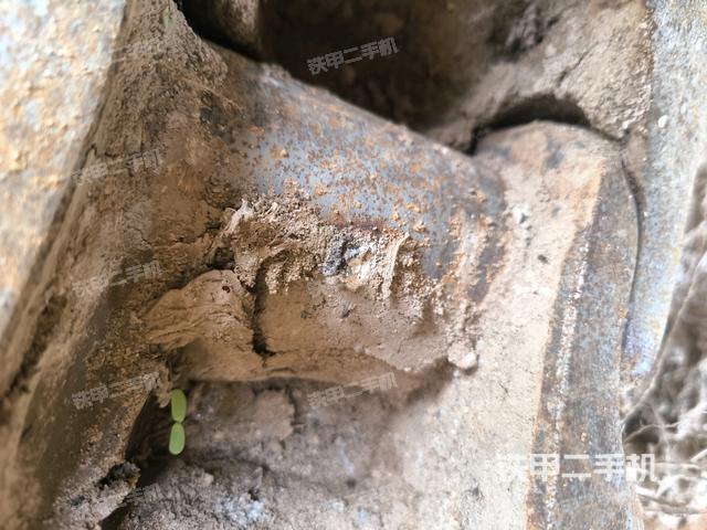 右側(cè)行走馬達(dá)蓋板(行走機(jī)構(gòu)) 右側(cè)行走馬達(dá)蓋板(行走機(jī)構(gòu))