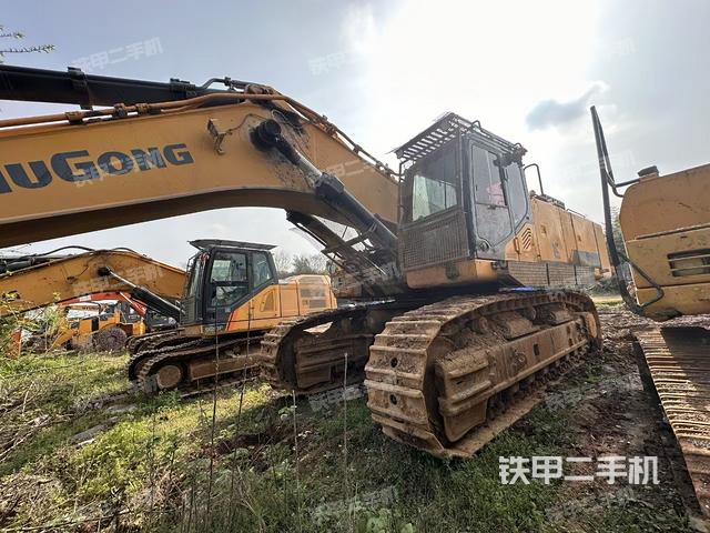 柳工CLG970E挖掘機(jī)