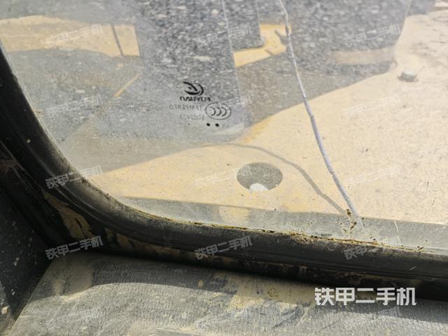 后窗玻璃角標(biāo)(駕駛室部分) 后窗玻璃角標(biāo)(駕駛室部分)