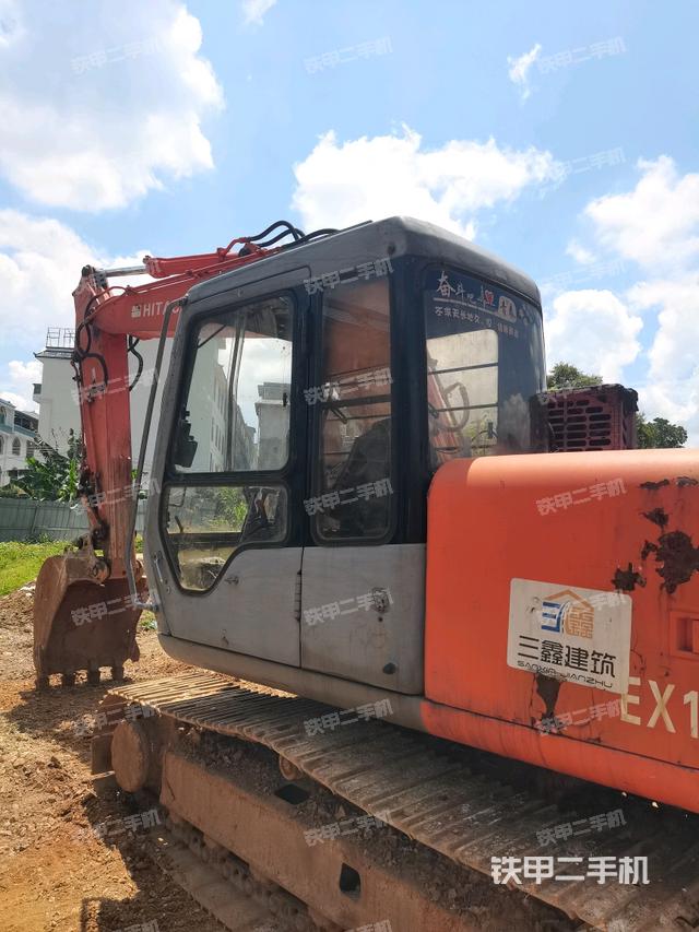 驾驶室正侧（驾驶室部分）