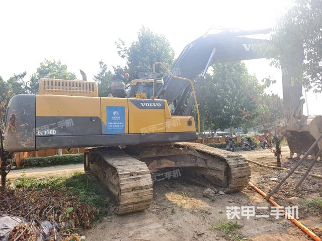 右后45(整機(jī)外觀) 右后45(整機(jī)外觀)