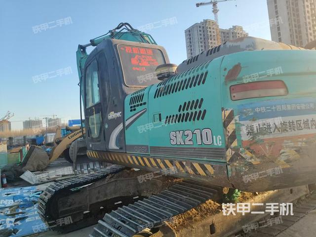 整机右后45°(整机外观) 整机右后45°(整机外观)