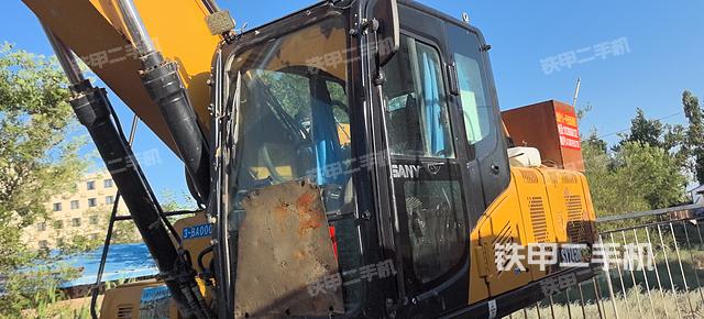 驾驶室整体（整机外观）