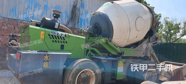 整機左側(cè)(設(shè)備外觀及核心部件) 整機左側(cè)(設(shè)備外觀及核心部件)