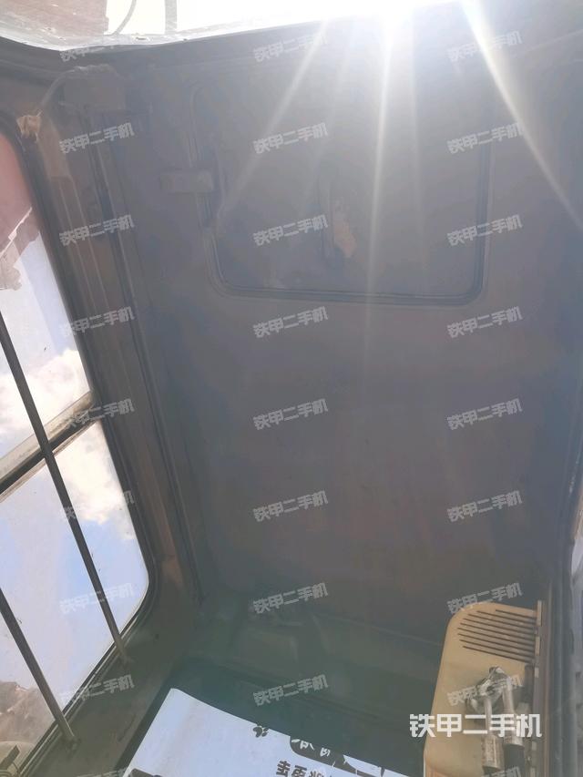 顶棚整体（驾驶室部分）