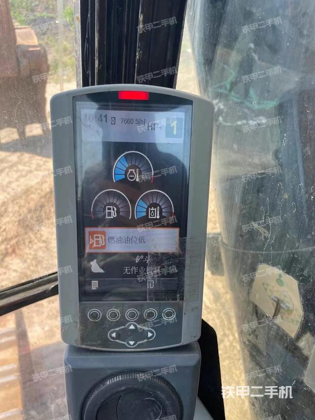 駕駛室整體（整機(jī)外觀）