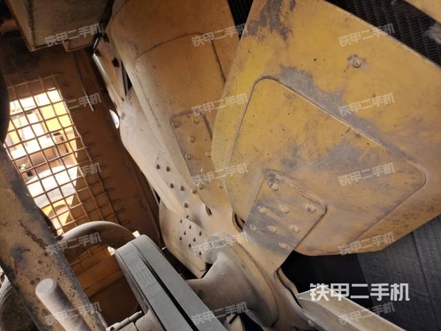 風(fēng)扇及皮帶（推土機(jī)發(fā)動(dòng)機(jī)艙）