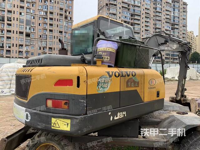 整機(jī)右后45°(整機(jī)外觀) 整機(jī)右后45°(整機(jī)外觀)