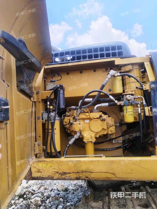 液压泵室(大件舱室) 液压泵室(大件舱室)