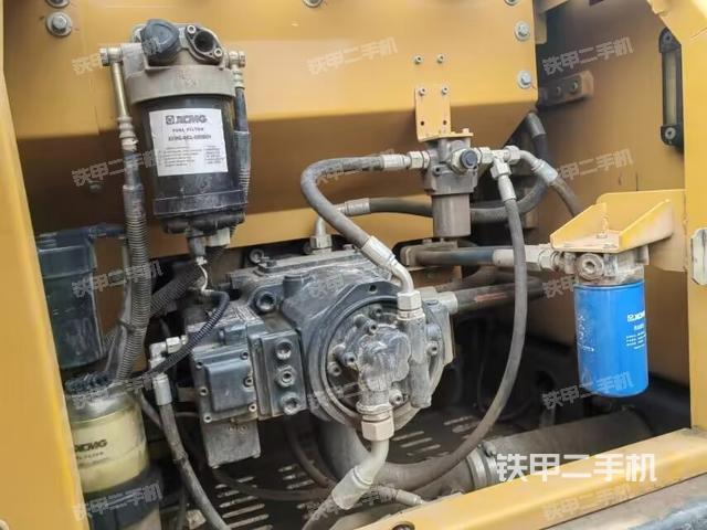 液压泵斜45 左(大件舱室) 液压泵斜45 左(大件舱室)