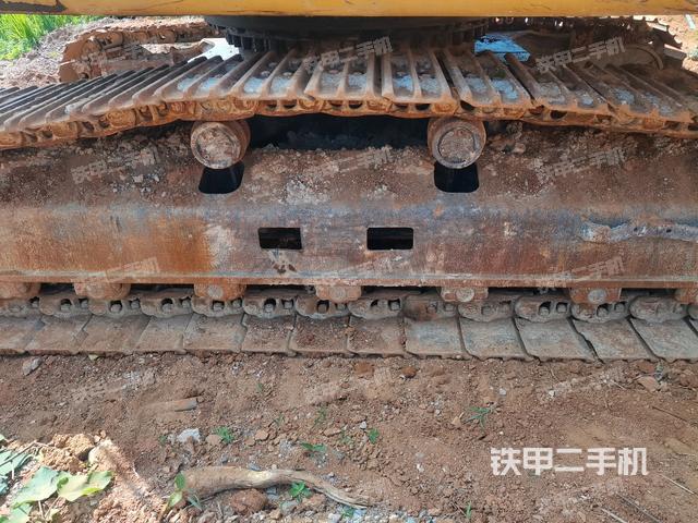 左侧行走马达盖板(行走机构) 左侧行走马达盖板(行走机构)