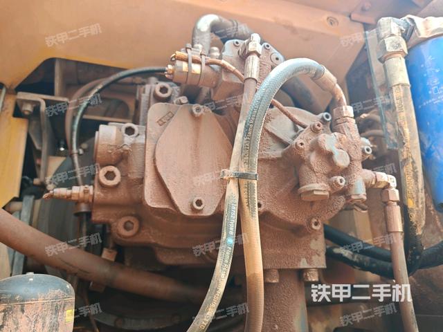 液压泵斜45 左(大件舱室) 液压泵斜45 左(大件舱室)