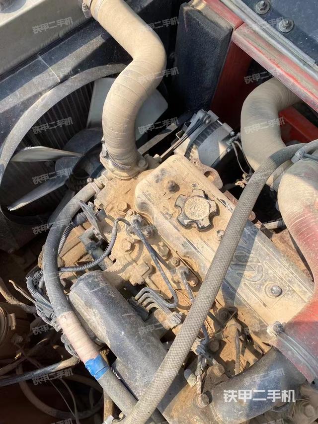 发动机整体俯视(整机外观) 发动机整体俯视(整机外观)