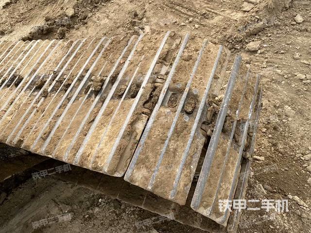 單側(cè)履帶整體（整機外觀）