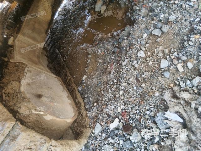 左侧行走马达盖板(行走机构) 左侧行走马达盖板(行走机构)