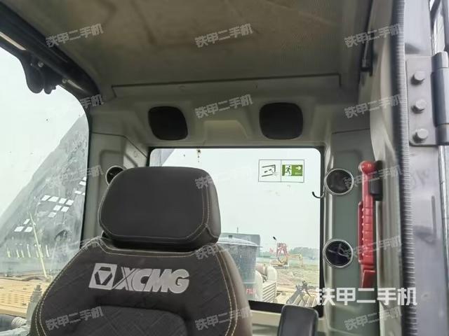 座椅后部(驾驶室部分) 座椅后部(驾驶室部分)